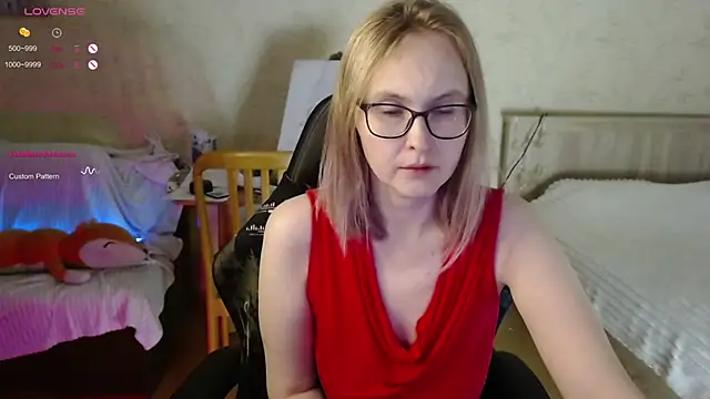 Agatha Mott online show from 25, 10, 2025