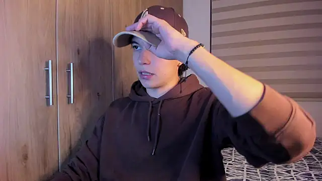 Mastrangelo xxx online show from 7, 10, 2025