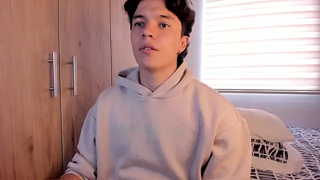 Mastrangelo xxx online show from 25, 11, 2025