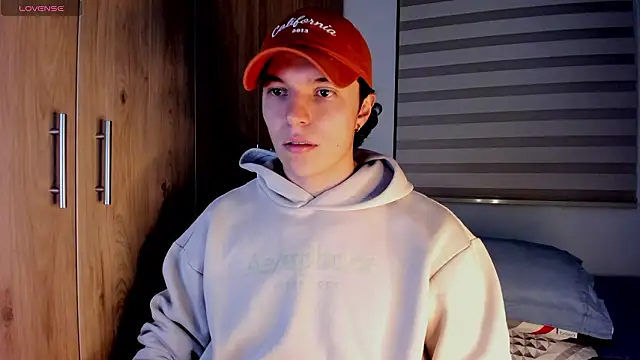 Mastrangelo xxx online show from 19, 3, 2026