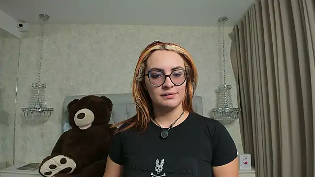 JessyCream online show from 5, 10, 2025