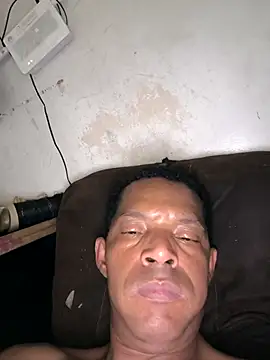 Snapshot of Renato571 chatting on 16, 9, 2025 Renato571 online show from 16, 9, 2025