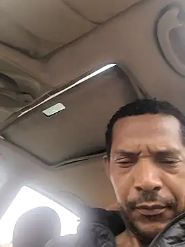 Snapshot of Renato571 chatting on 30, 9, 2025 Renato571 online show from 30, 9, 2025