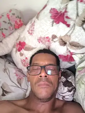 Snapshot of Renato571 chatting on 22, 3, 2026 Renato571 online show from 22, 3, 2026