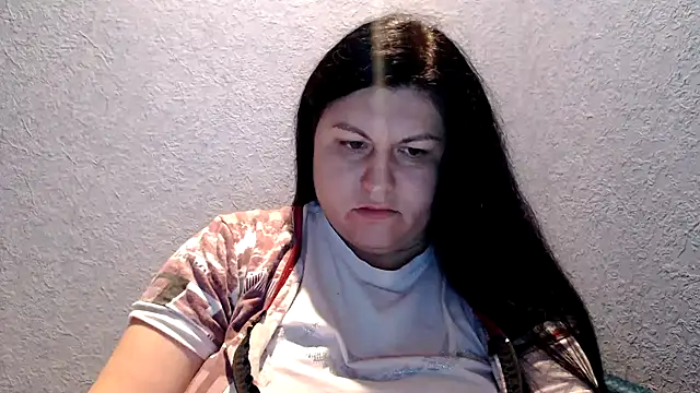 KiraSwee online show from 21, 10, 2025