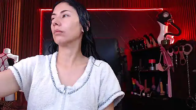 Snapshot of XiaQueen chatting on 11, 10, 2025 XiaQueen online show from 11, 10, 2025