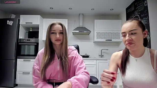 Snapshot of lisenok chatting on 19, 3, 2026 lisenok online show from 19, 3, 2026