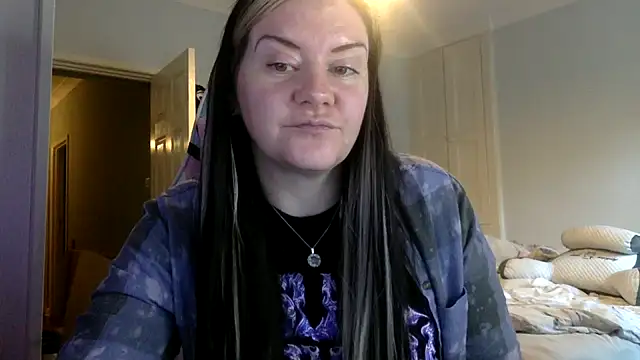 Snapshot of AureliaXOX chatting on 7, 2, 2025 AureliaXOX online show from 7, 2, 2025