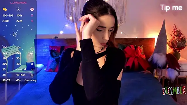 Maria Moonlight online show from 5, 12, 2025