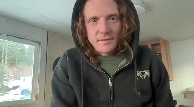 Snapshot of redone8in chatting on 5, 2, 2025 redone8in online show from 5, 2, 2025