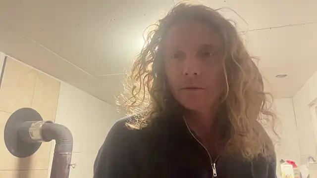 Snapshot of redone8in chatting on 7, 2, 2025 redone8in online show from 7, 2, 2025