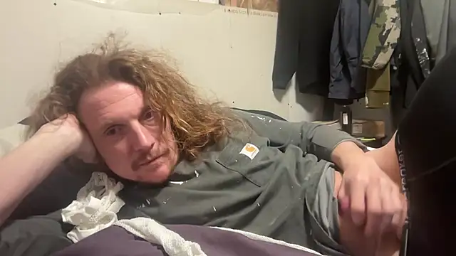 Snapshot of redone8in chatting on 9, 3, 2025 redone8in online show from 9, 3, 2025