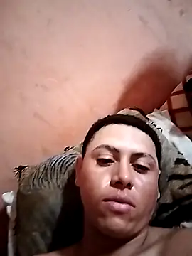 Snapshot of Eric200215 chatting on 7, 3, 2026 Eric200215 online show from 7, 3, 2026