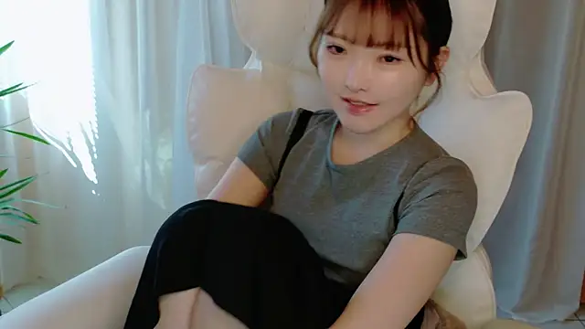 Snapshot of mimitan4545 chatting on 20, 2, 2025 mimitan4545 online show from 20, 2, 2025