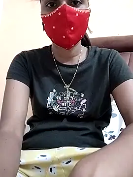 Snapshot of fuungirl38 chatting on 19, 10, 2025 fuungirl38 online show from 19, 10, 2025