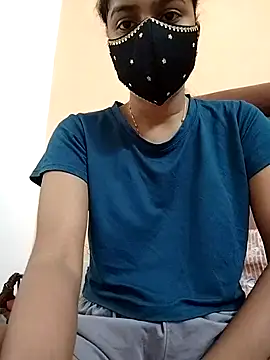 Snapshot of fuungirl38 chatting on 16, 11, 2025 fuungirl38 online show from 16, 11, 2025