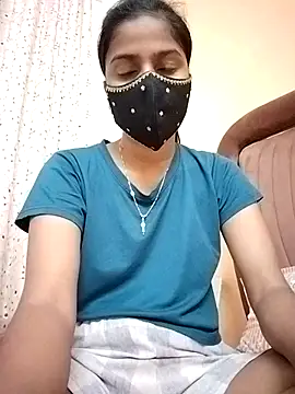 Snapshot of fuungirl38 chatting on 19, 11, 2025 fuungirl38 online show from 19, 11, 2025