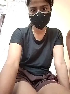 Snapshot of fuungirl38 chatting on 23, 11, 2025 fuungirl38 online show from 23, 11, 2025