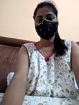 Snapshot of fuungirl38 chatting on 19, 12, 2025 fuungirl38 online show from 19, 12, 2025