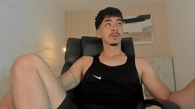 Snapshot of ISAAC_CRYSTON chatting on 28, 2, 2026 ISAAC CRYSTON online show from 28, 2, 2026