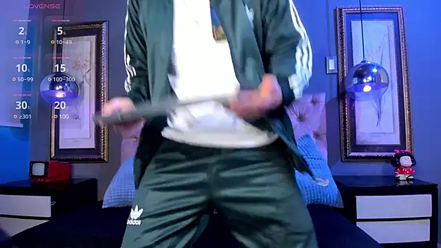 Golden-Boyy online show from 6, 2, 2025