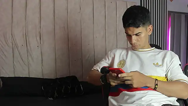 ANDRES STUD online show from 6, 11, 2025