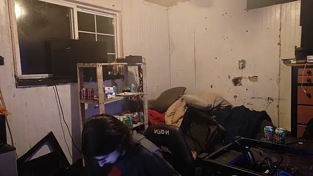 nuttyking2022 online show from 21, 11, 2025