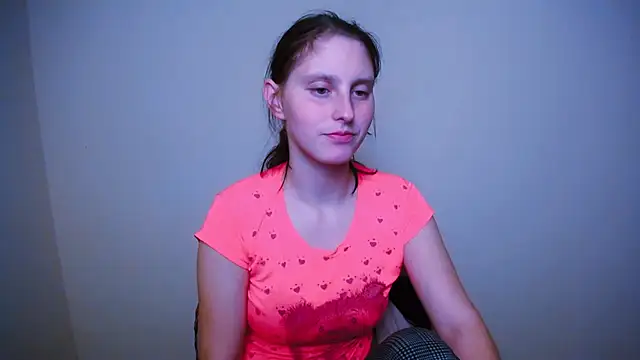 AdrianaRich  online show from 5, 3, 2025