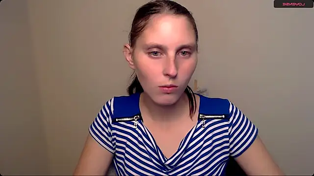 AdrianaRich  online show from 1, 10, 2025