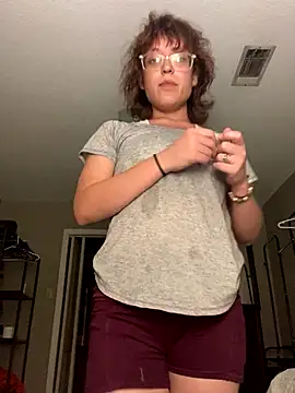 Snapshot of grassXass420 chatting on 15, 10, 2025 grassXass420 online show from 15, 10, 2025