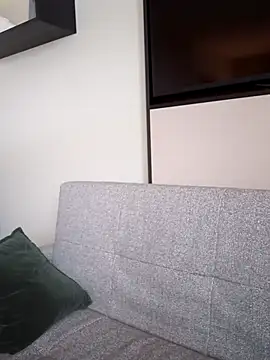 LunaSoleil9 online show from 6, 1, 2026