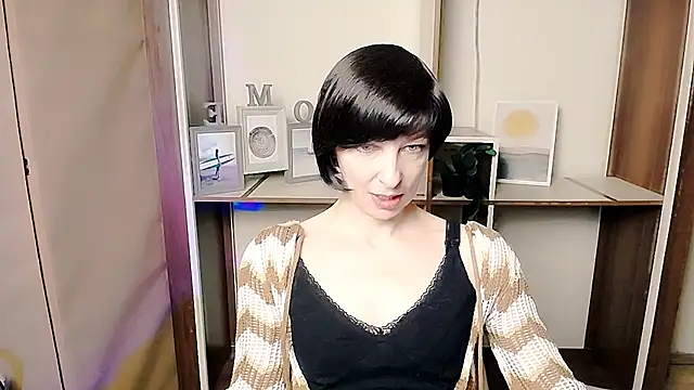  AngeliaFlow  online show from 5, 2, 2026