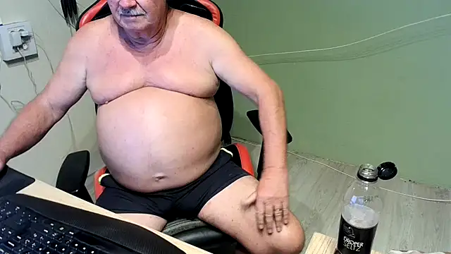 Snapshot of barenfan chatting on 10, 3, 2025 barenfan online show from 10, 3, 2025