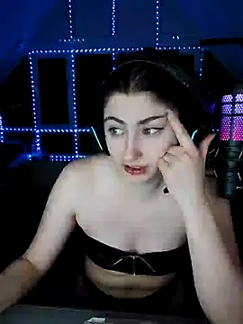 Gamergirl-Linela online show from 7, 2, 2025
