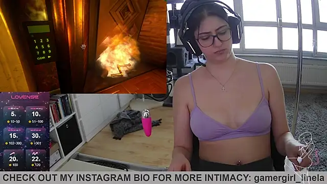 Gamergirl-Linela online show from 21, 10, 2025