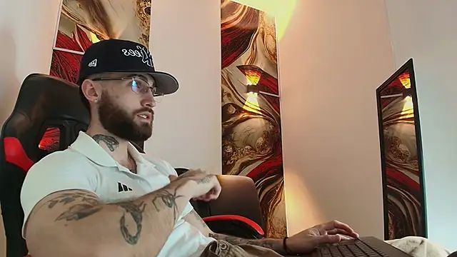 Luke davis01 online show from 17, 10, 2025