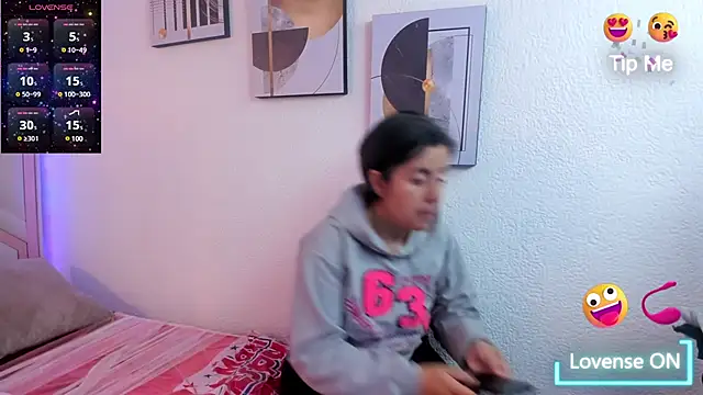 Snapshot of Saori_Sann_ chatting on 5, 3, 2025 Saori Sann online show from 5, 3, 2025