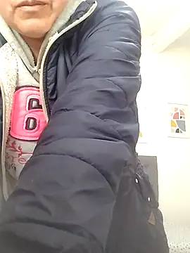 Snapshot of Saori_Sann_ chatting on 14, 10, 2025 Saori Sann online show from 14, 10, 2025