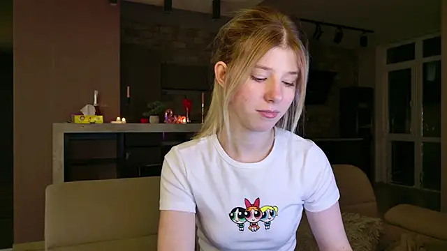 Bella amory online show from 6, 3, 2025