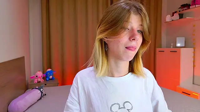 Bella amory online show from 23, 10, 2025