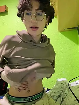 stormmart18 online show from 11, 2, 2025