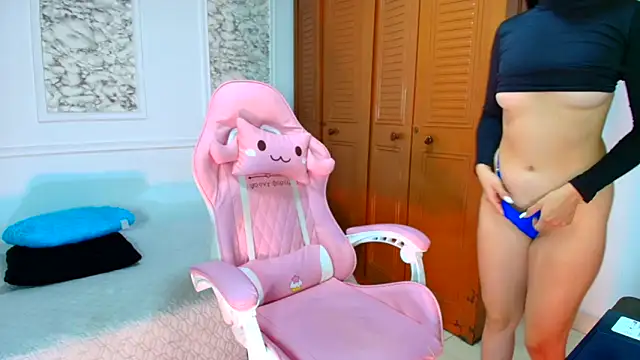 Danella houston online show from 19, 11, 2025