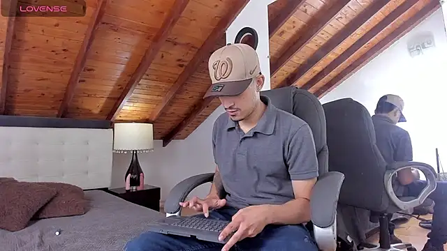 Sebastian Berne online show from 6, 2, 2025