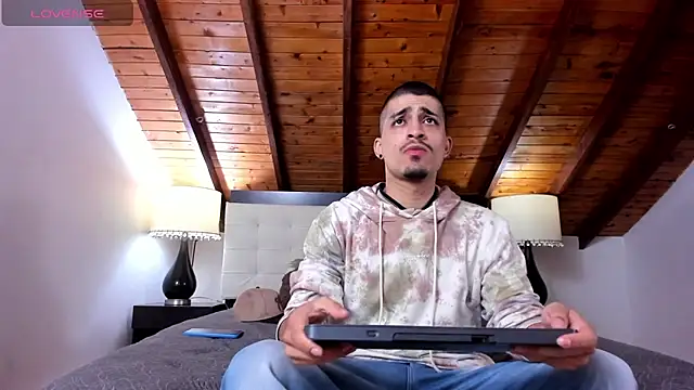 Sebastian Berne online show from 8, 2, 2025