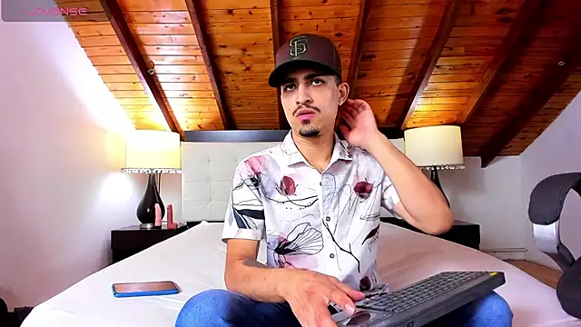 Sebastian Berne online show from 13, 2, 2025