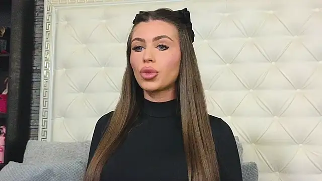 Snapshot of EliteDomina chatting on 3, 11, 2025 EliteDomina online show from 3, 11, 2025