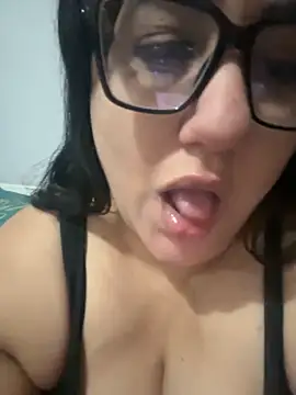 Snapshot of daianaspencer chatting on 10, 11, 2025 daianaspencer online show from 10, 11, 2025