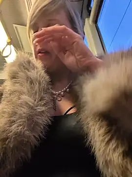 Snapshot of Sexybiene969 chatting on 16, 3, 2026 Sexybiene969 online show from 16, 3, 2026