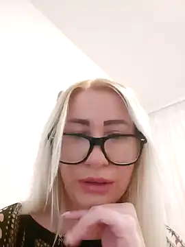 Snapshot of visnjica chatting on 13, 2, 2025 visnjica online show from 13, 2, 2025