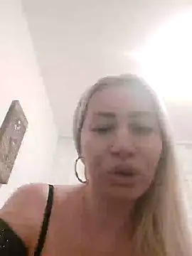 Snapshot of visnjica chatting on 24, 2, 2025 visnjica online show from 24, 2, 2025